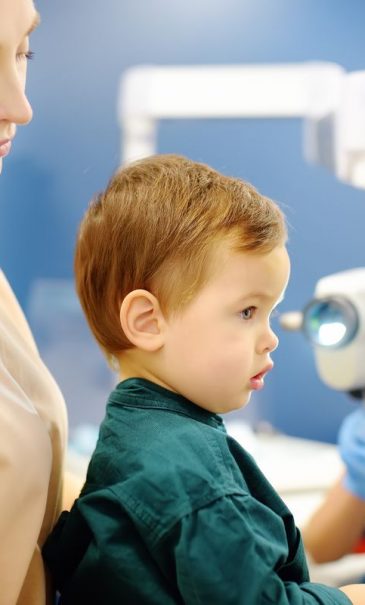 Зондування слізних шляхів у дітей